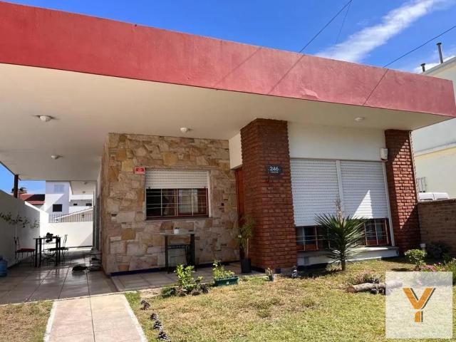 Casa en Alquiler 3 Dormitorios 1 Ba?o 300mts Santa Teresita
