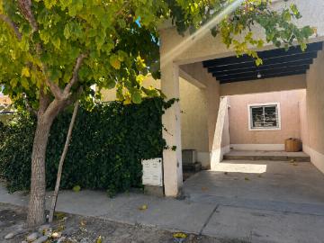 Casa En Alquiler | 3 Dormitorios B° Opción Ideal Para Familias ✨
