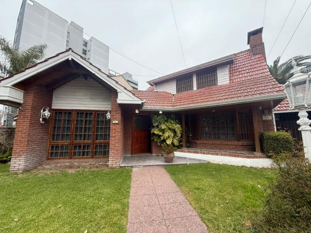 Casa en alquiler 4 ambientes