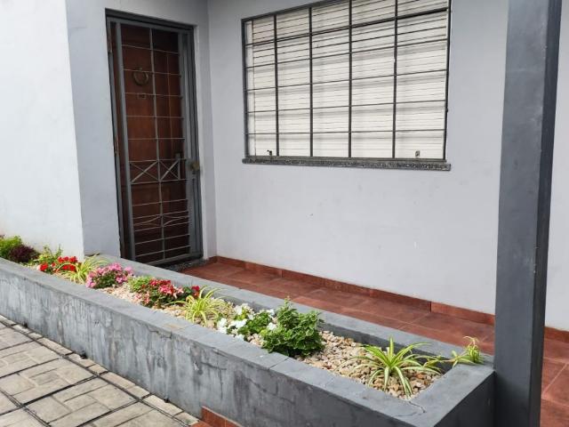 Casa EN ALQUILER