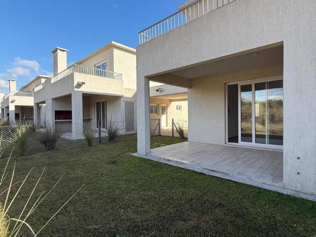 Casa en Alquiler en Joaquin Victor Gonzalez y Las Sequioias Village Chic, Chic Village