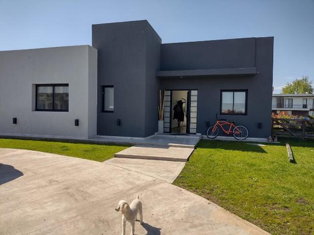 Casa EN ALQUILER