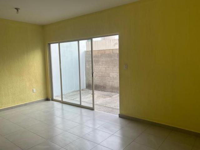 Casa en alta california residencial