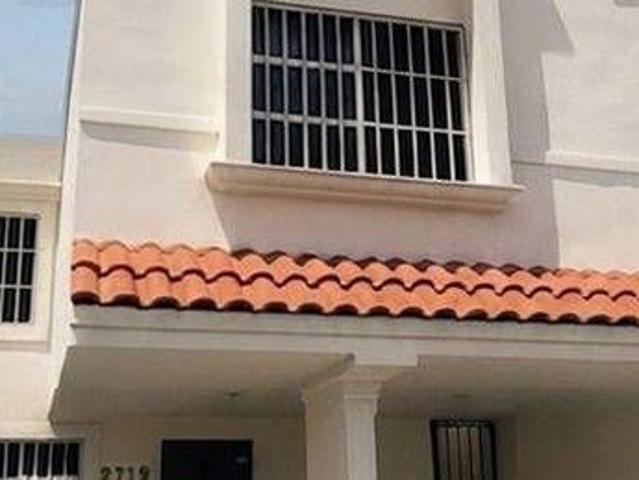 Casa en Amanecer, Residencial De La Sierra, Santa Catarina, Nuevo León, 66357, México