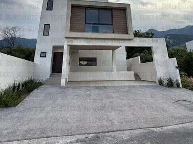 Casa en Amani Terra