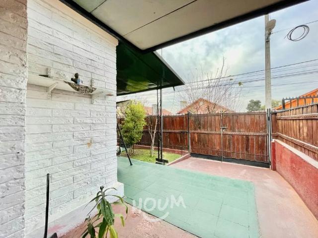 Casa en Ángel Cruchaga | 4 dormitorios por 221000. 00 en Macul