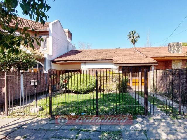 Casa en ANDRES LAMAS 300