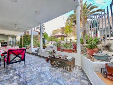 Casa en venta en Subida Del Sur - Estacionamiento