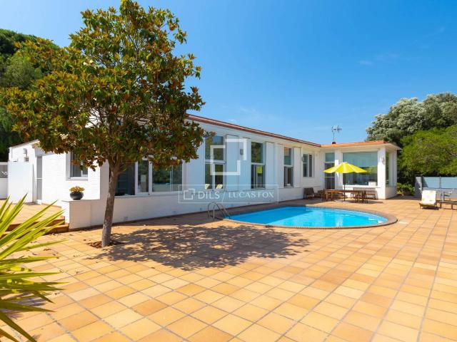 Casa en Argentona, situada en una de las zonas residenciales. 205m² Argentona