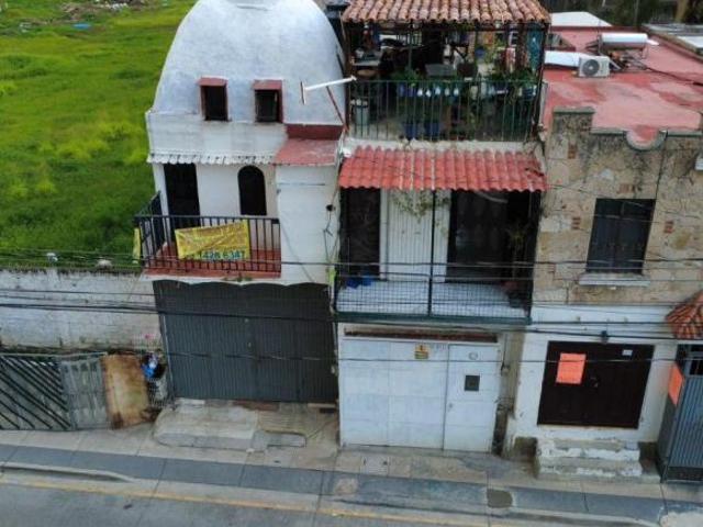 CASA EN ARENALES TAPATIOS