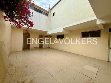 Casa en arriendo en Región de Arica y Parinacota - Escritorio