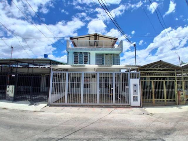 Casa en arriendo Manzanares, Sur, Sur