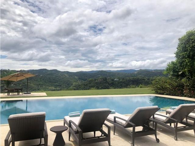 Casa en arriendo Mesa De Yeguas, Anapoima, Cundinamarca, Col