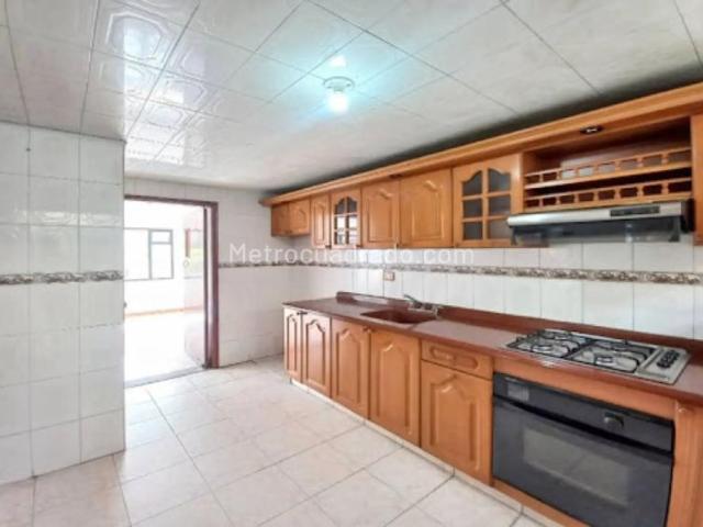 Casa en Arriendo, NORMANDIA, Bogotá D.C