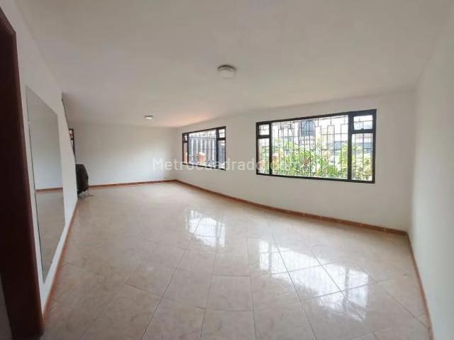 Casa en Arriendo, Normandia, Bogotá D.C