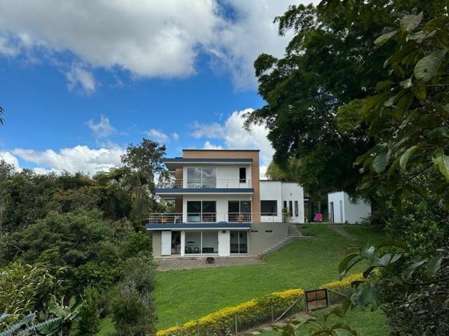 Casa en arriendo o venta, Carmen de viboral