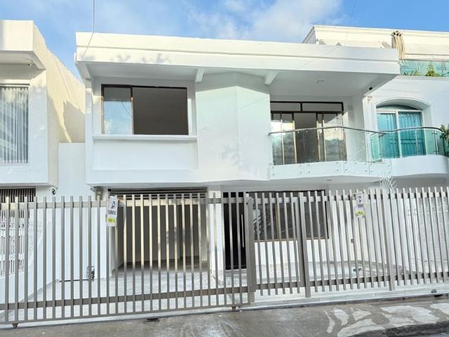 Casa en arriendo o venta, Crespo