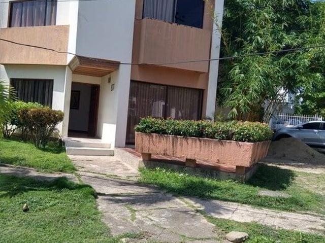 Casa en arriendo o venta, Alameda la victoria