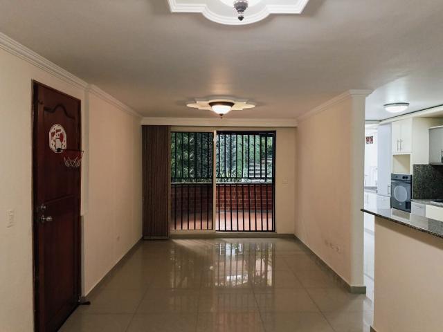 Casa en arriendo o venta, Loma de los bernal