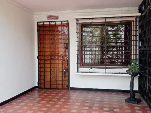 Casa en arriendo o venta, Los pinos