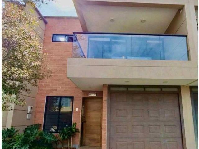 Casa en arriendo o venta, San antonio de pereira