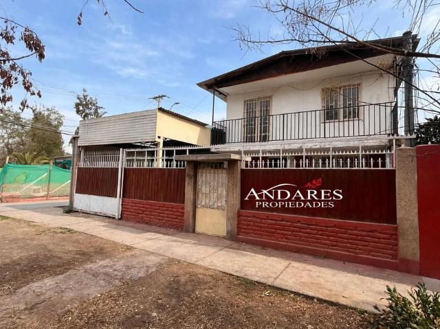 Casa en arriendo o venta. potencial comercial e. central