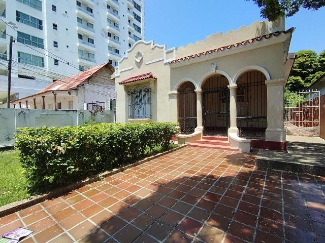 Casa en arriendo o venta, Pie de la popa