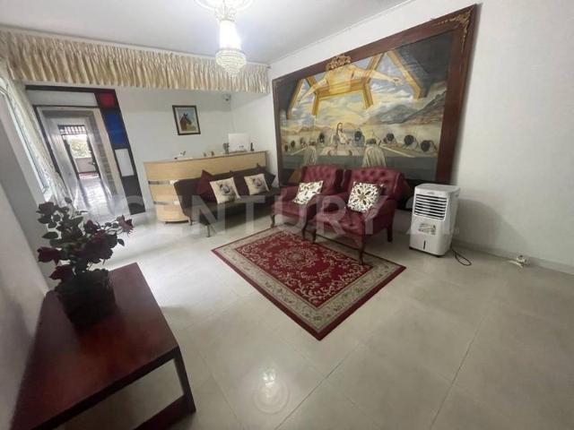 Casa en arriendo Avenida 5a 20n 08, Versalles, Cali, Valle Del Cauca, Col