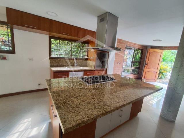 Casa en arriendo, Aves marias
