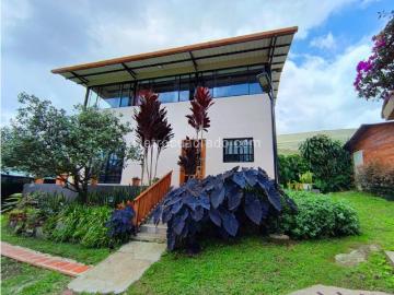 Casa en Arriendo, Aguas Regadas, Cachipay