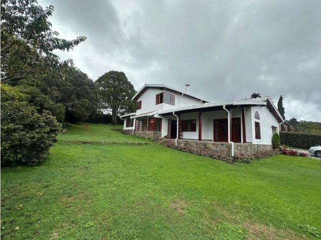 Casa en arriendo, Alto de las palmas
