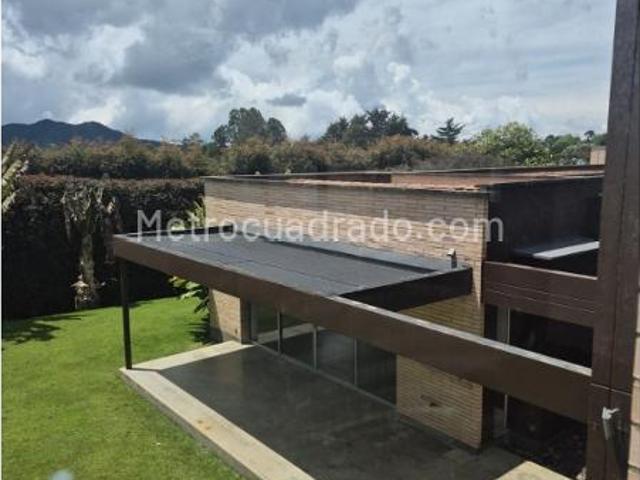 Casa en Arriendo, Alto De Las Palmas, Medellín