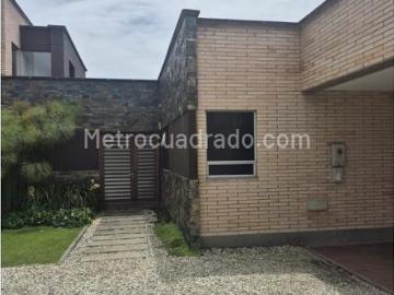 El Peñasco, Envigado, Antioquia - Aparcadero