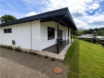 Casa en Arriendo, Altos De La Compañia, San Vicente