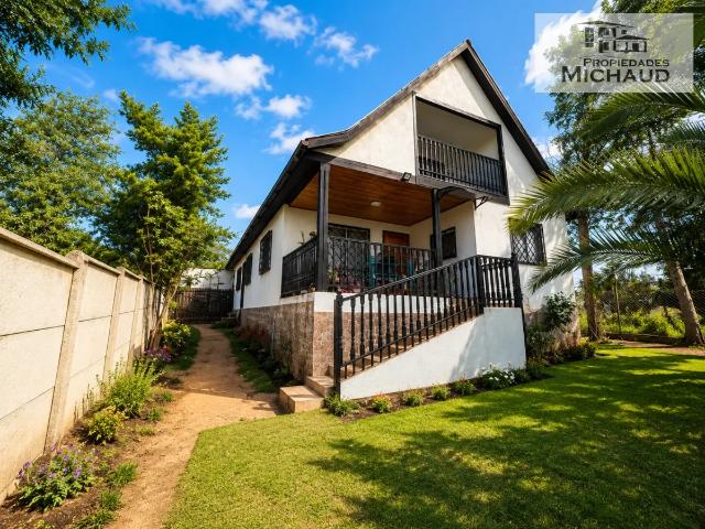 Casa En Arriendo Altos De Lircay Talca
