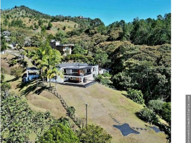 Casa en Arriendo Amoblado en El Retiro