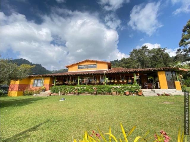 Casa en Arriendo Amoblado en La Ceja
