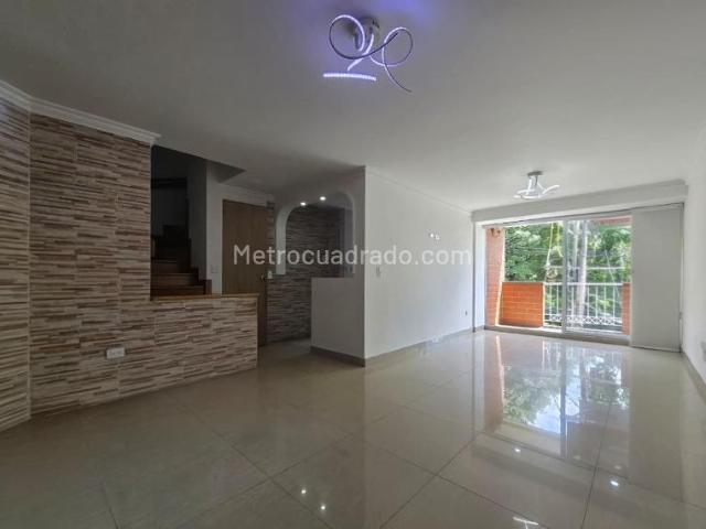 Casa en Arriendo, BELEN, Medellín