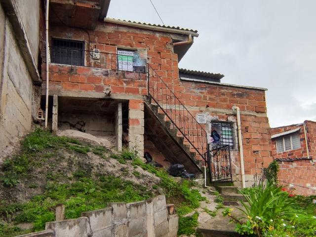 Casa en Arriendo BELEN LAS VIOLETAS