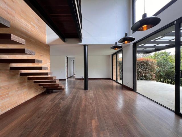 Casa en arriendo, Cumbres
