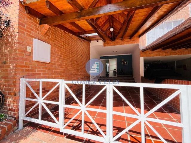 Casa en arriendo Cacique El Centro Comercial, Transversal 93, Sotomayor, Bucaramanga, Santander, Colombia