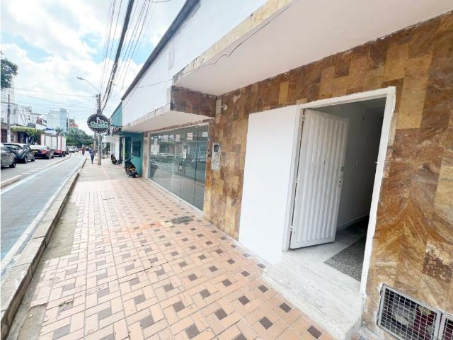 Casa en arriendo, Cabecera