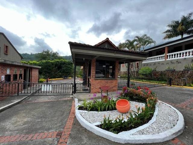 Casa en arriendo, Calambeo
