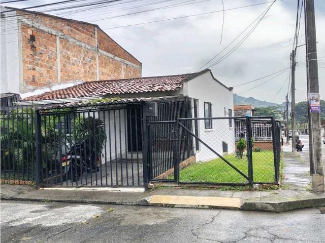 Casa en arriendo Calle 18, Chinchiná, Centrosur, Caldas, Rap Del Agua Y La Montaña, 176020, Colombia