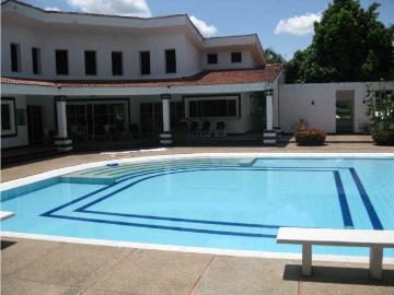 Casa en arriendo Calle 10 2 10, El Paso, Ricaurte, Cundinamarca, Col