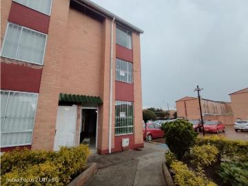 Casa en arriendo Calle 10 3 1 99, San José, Mosquera, Cundinamarca, Col