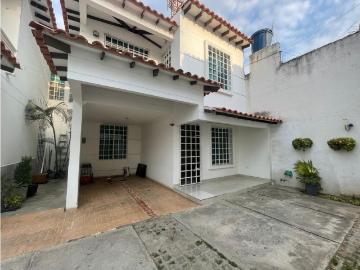 Casa en arriendo Calle 22, Centro, Santa Marta, Magdalena, Col