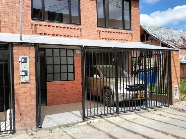 Casa en arriendo Calle 4 #5 95, Cota, Cundinamarca, Colombia
