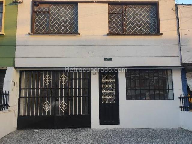 Casa en Arriendo, Calvo Sur, Bogotá D.C