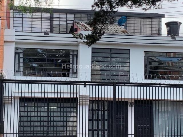Casa en Arriendo, Campin, Bogotá D.C